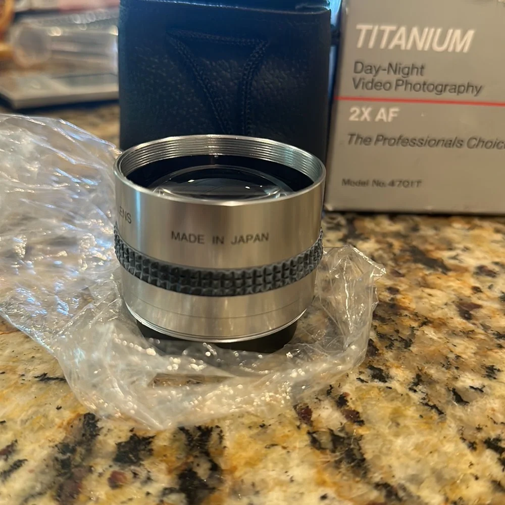 TITANIUM SUPER HIGH TELEPHOTO DELUXE LENS 2X AF